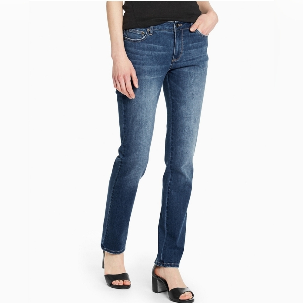 Garnet Hill Dark Blue Straight Leg Jeans Women's Sz 8. Classic Denim